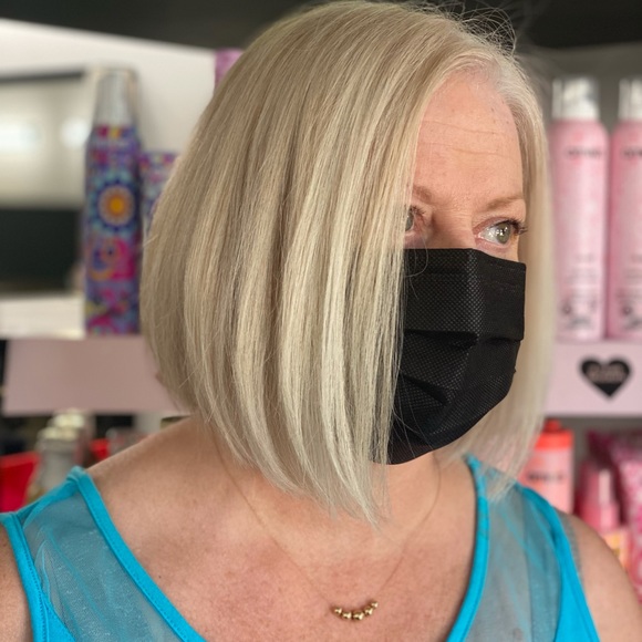 Influence Salon - owner Wendy Belanger cut today - Picture 2 of 4